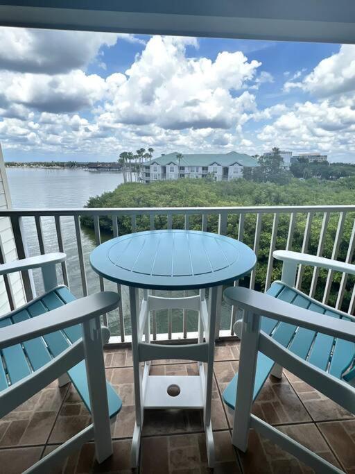 Tropical Serenity-Water View Heated Pool Tiki Bar Tampa Exterior photo
